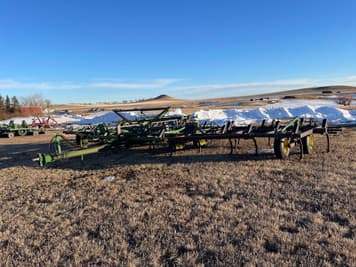 Main image John Deere 610