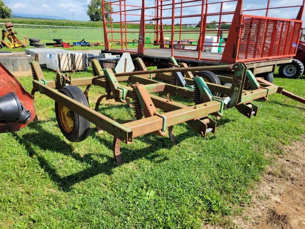 John Deere 1610 Equipment Image0