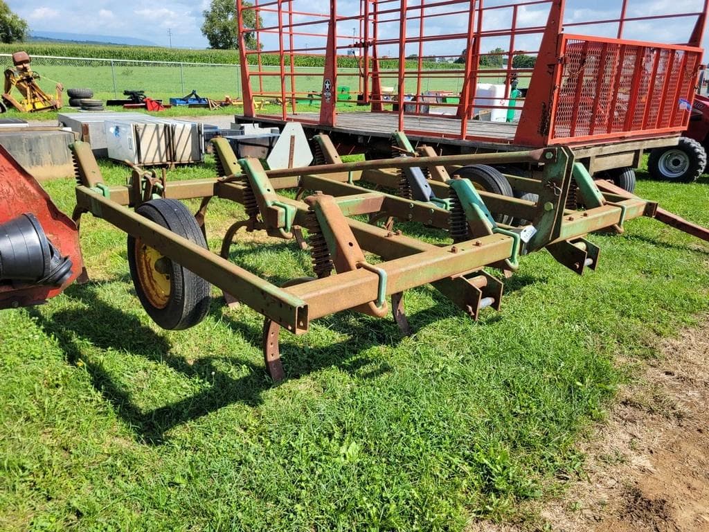Image of John Deere 1610 Primary image