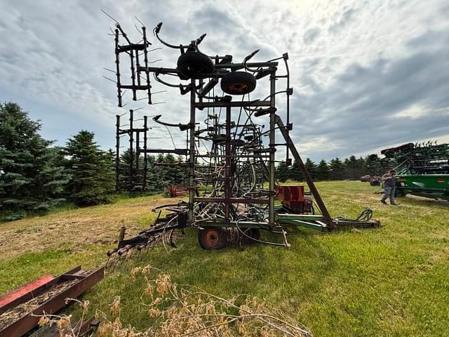 Image of John Deere 1610 equipment image 4