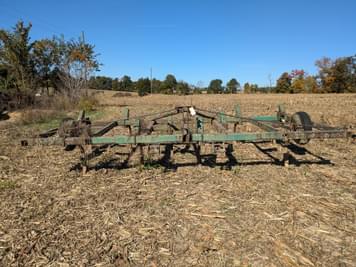 Main image John Deere 1610