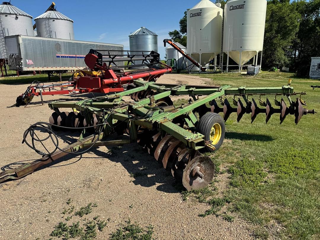 Image of John Deere 1630 Primary image