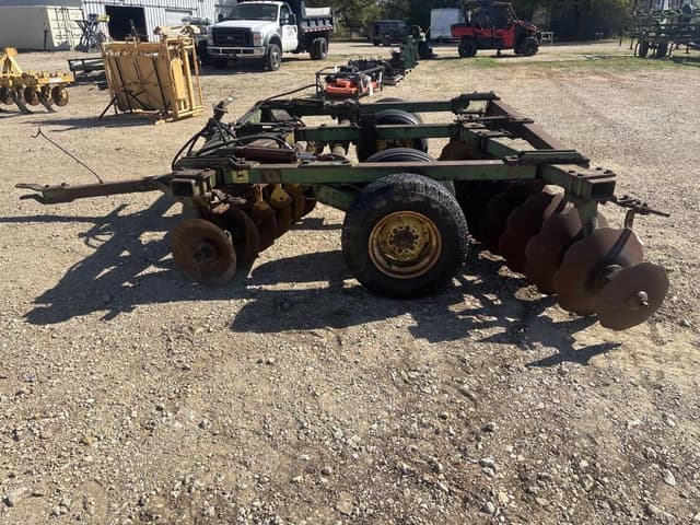 Image of John Deere 1630 equipment image 1