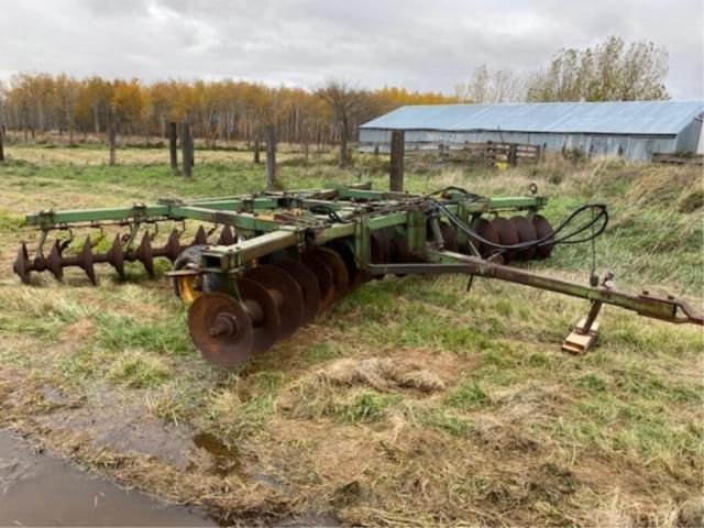 Image of John Deere 1640 equipment image 2