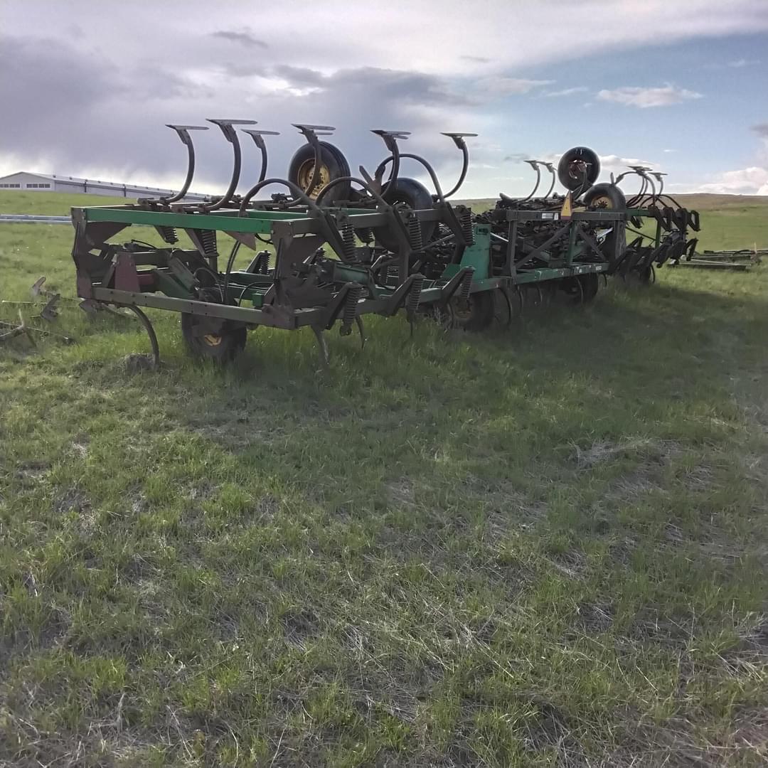 Image of John Deere 1650 Primary image