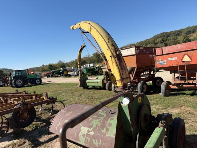 Image of John Deere 16A equipment image 3