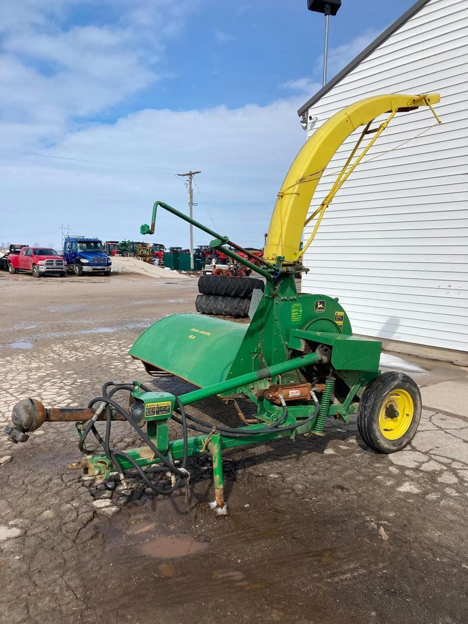 Image of John Deere 16A Image 0