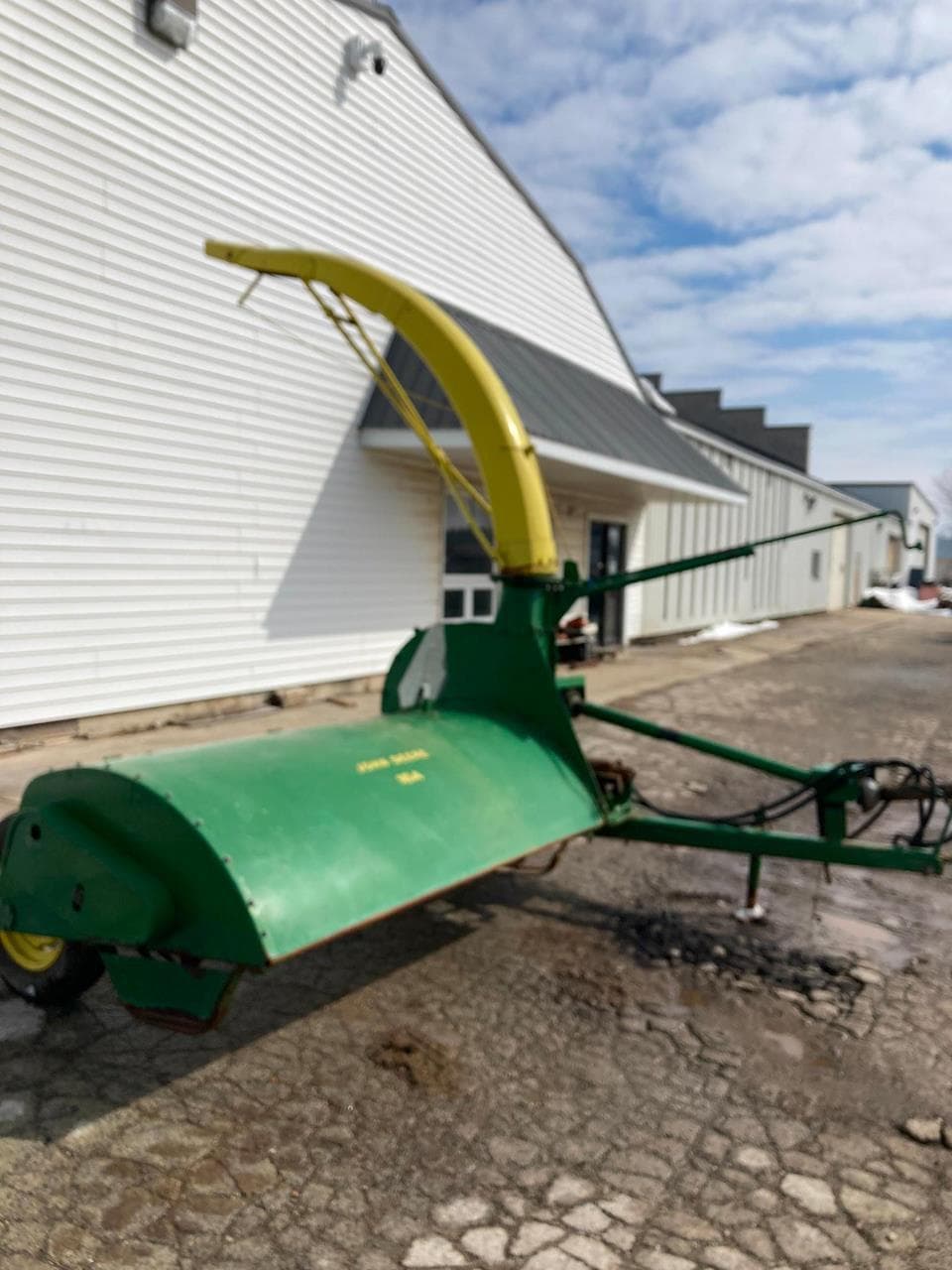 Image of John Deere 16A Image 1