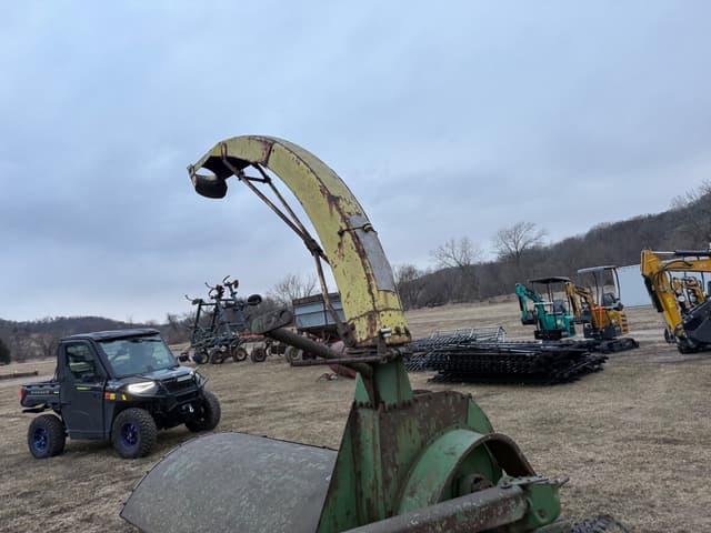 Image of John Deere 16A equipment image 2