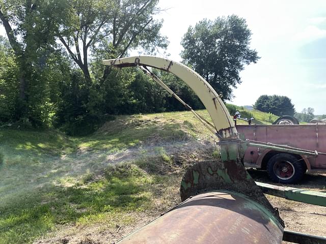 Image of John Deere 16A equipment image 4