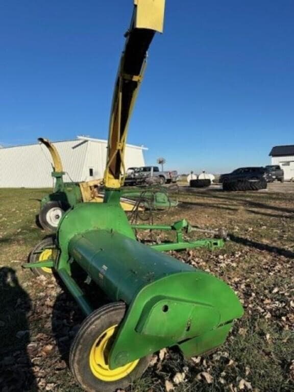 Image of John Deere 16A equipment image 2