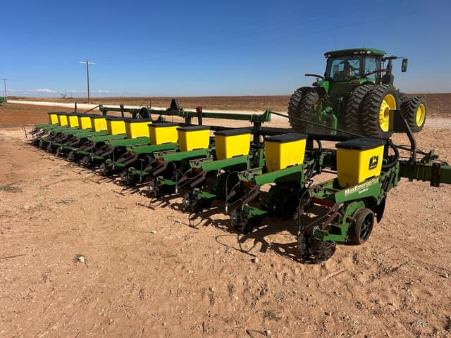 Image of John Deere 1700 equipment image 3