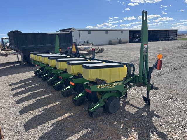 Image of John Deere 1700 equipment image 4