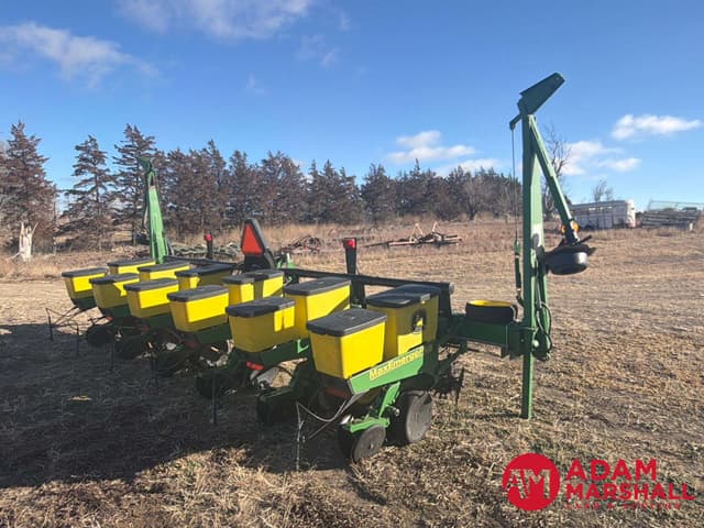 Image of John Deere 1700 equipment image 4