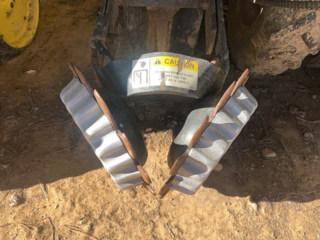 Image of John Deere 1700 equipment image 1