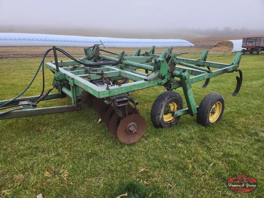 Image of John Deere 1710A Primary image