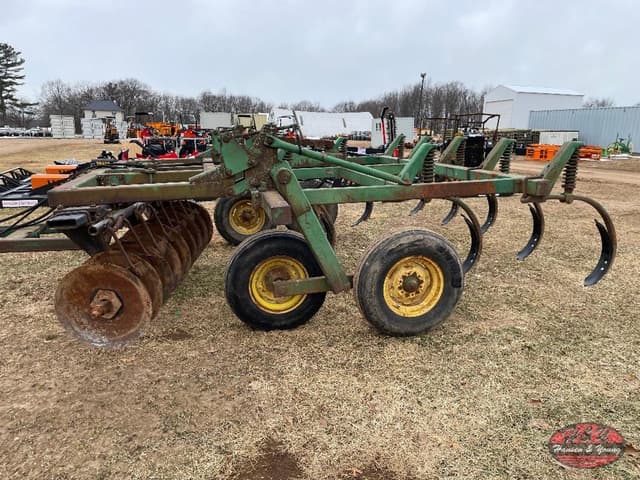 Image of John Deere 1710 equipment image 2