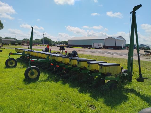 Image of John Deere 1710 equipment image 4