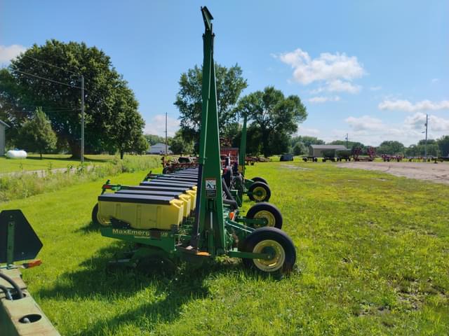 Image of John Deere 1710 equipment image 3