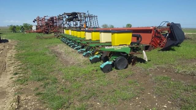 Image of John Deere 1710 equipment image 4