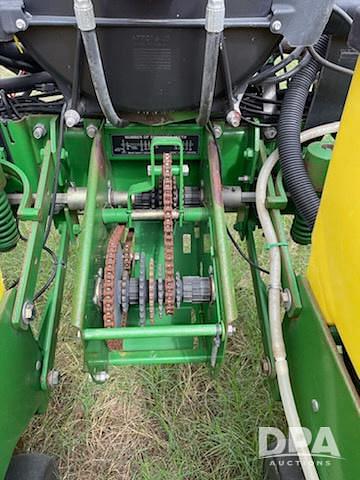 Image of John Deere 1710 equipment image 3