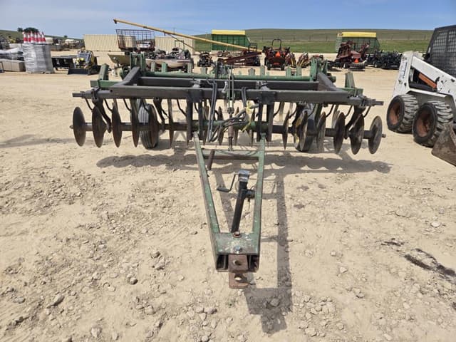 Image of John Deere 1710A equipment image 1
