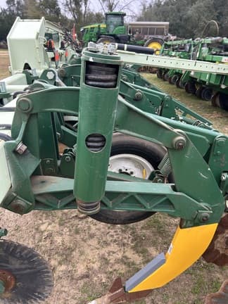 Image of John Deere 1720 equipment image 2