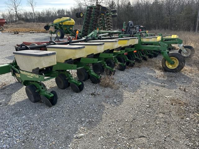 Image of John Deere 1720 equipment image 3