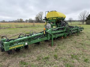 John Deere 1720 Image