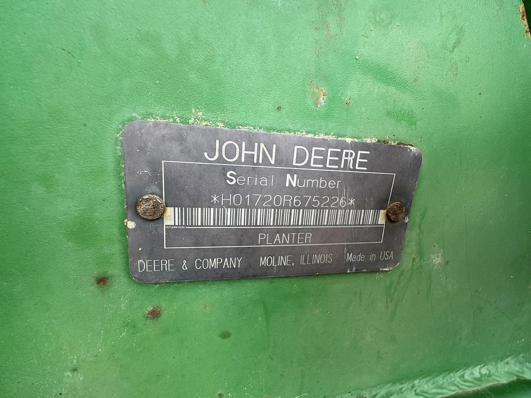 Image of John Deere 1720 Image 1