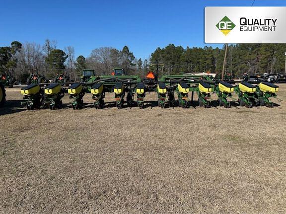 Image of John Deere 1720 Primary image