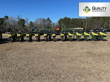 Main image John Deere 1720