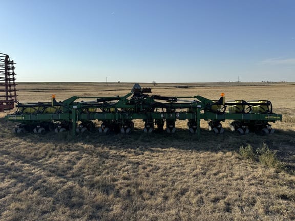 Main image John Deere 1720