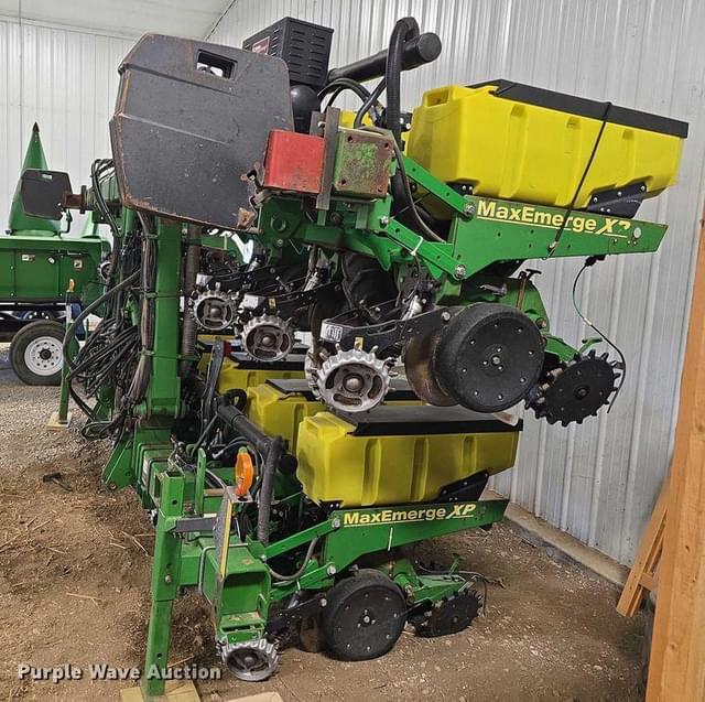 Image of John Deere 1720 equipment image 4