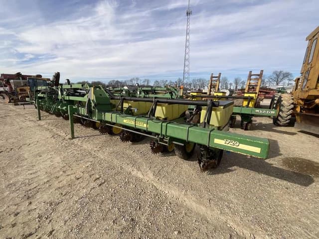 Image of John Deere 1720 equipment image 3