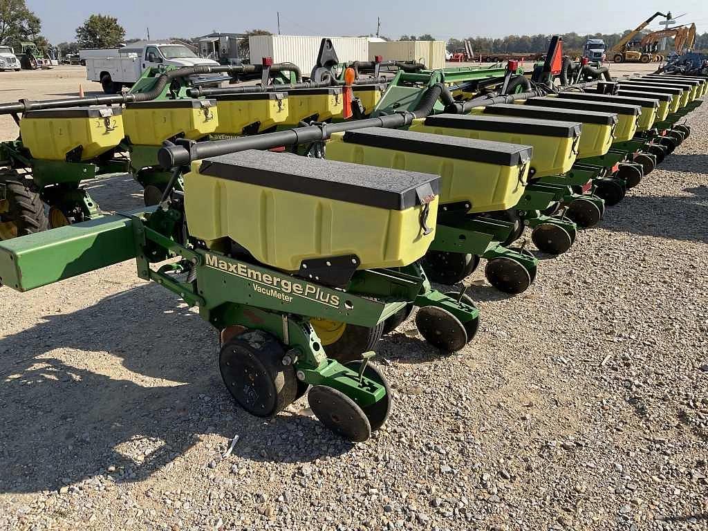 Image of John Deere 1720 Primary image