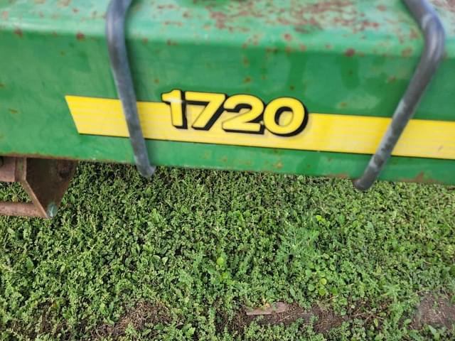 Image of John Deere 1720 equipment image 4