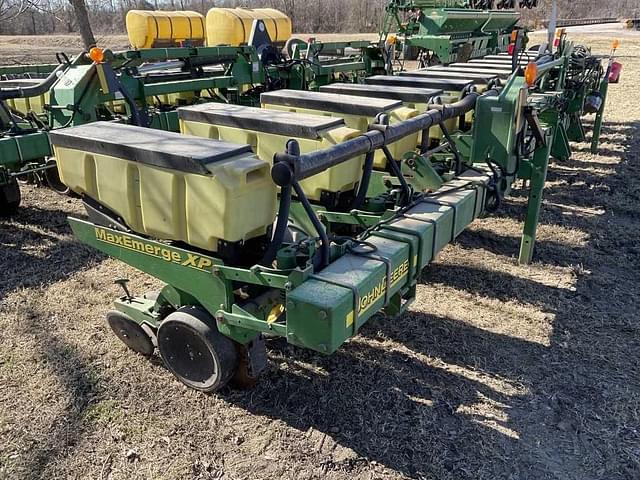 Image of John Deere 1720 equipment image 1