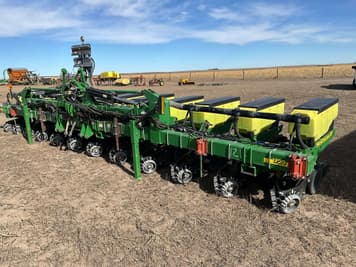 Main image John Deere 1720