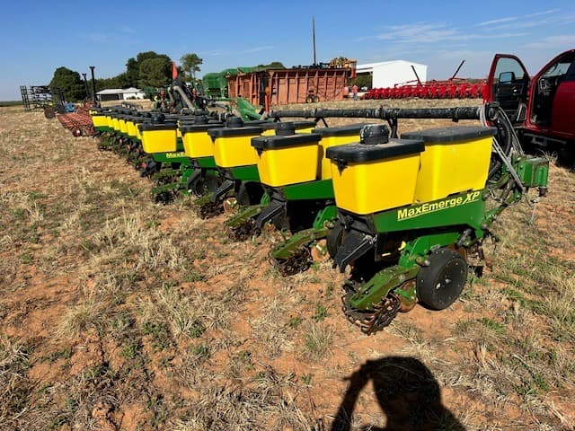 Image of John Deere 1720 Image 1