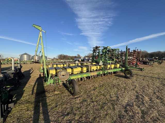 Image of John Deere 1730 equipment image 3