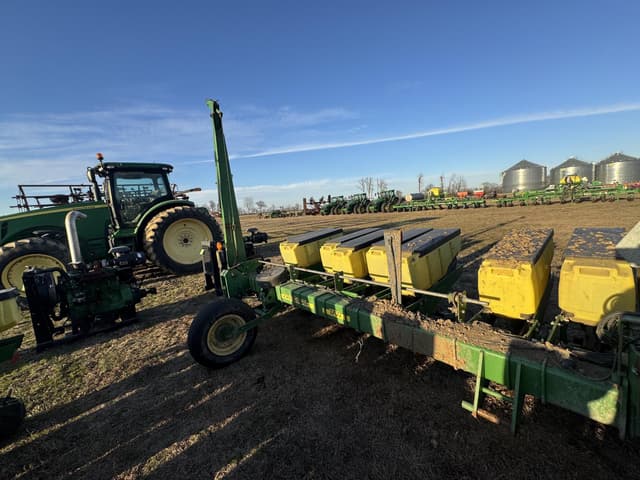 Image of John Deere 1730 equipment image 4