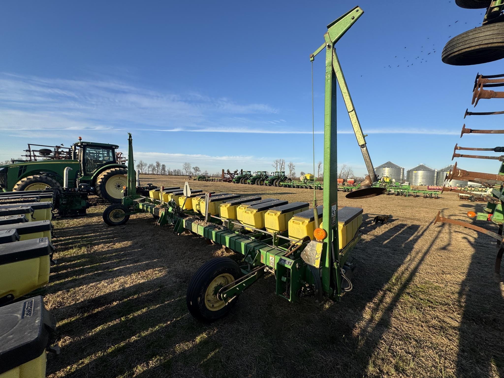 John Deere 1730 Equipment Image0