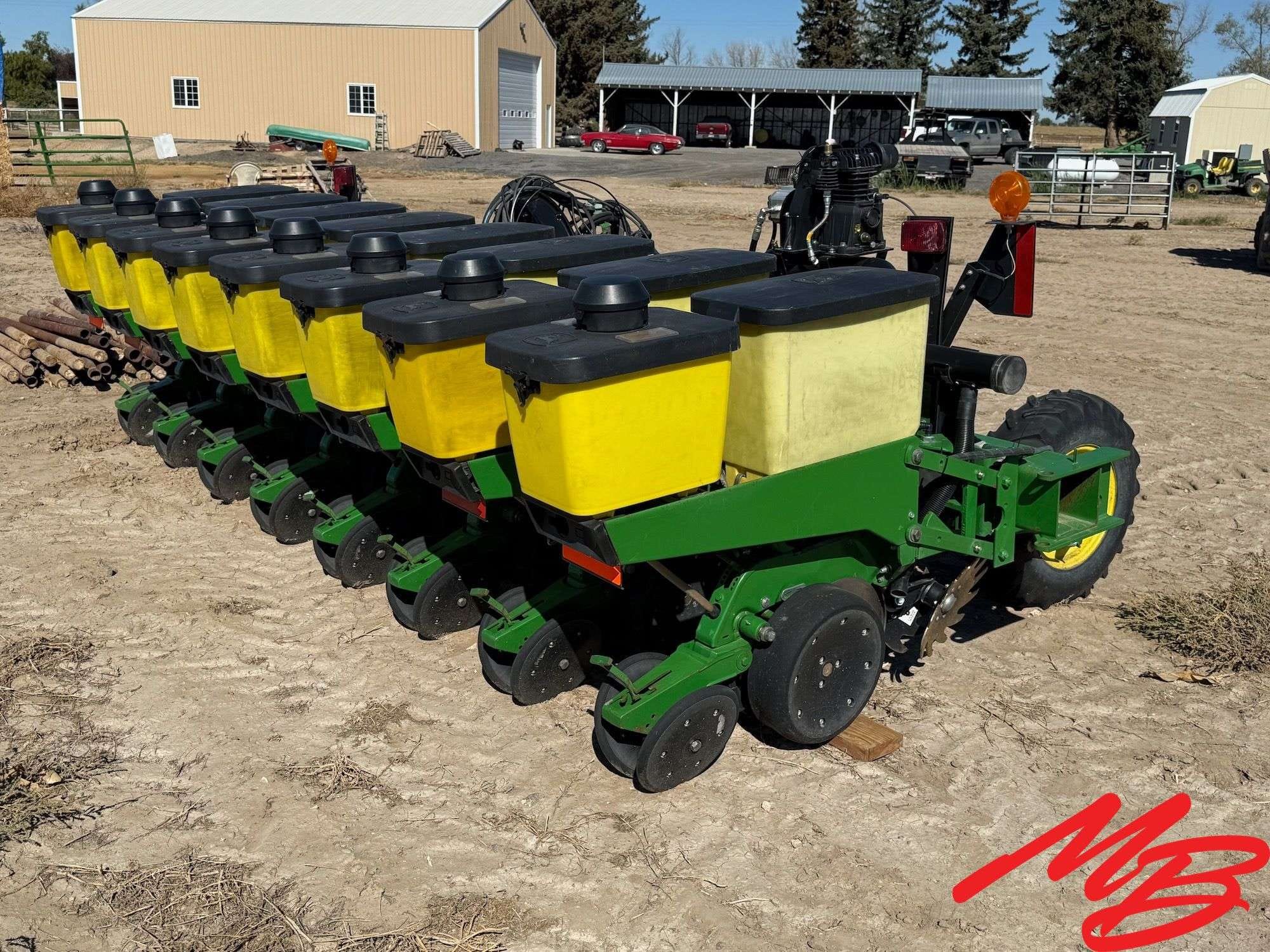 John Deere 1730 Equipment Image0