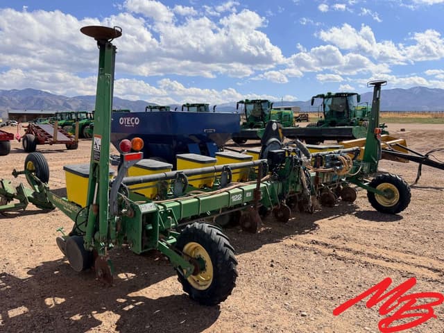 Image of John Deere 1730 equipment image 3