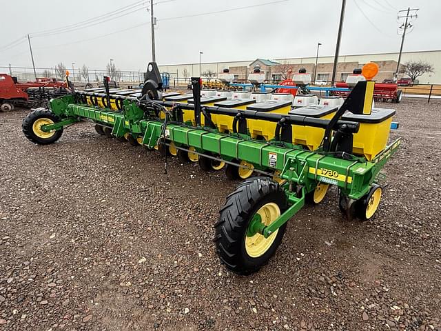 Image of John Deere 1730 equipment image 1