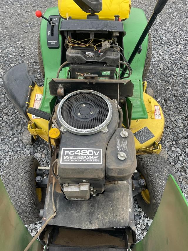 Image of John Deere 175 equipment image 4