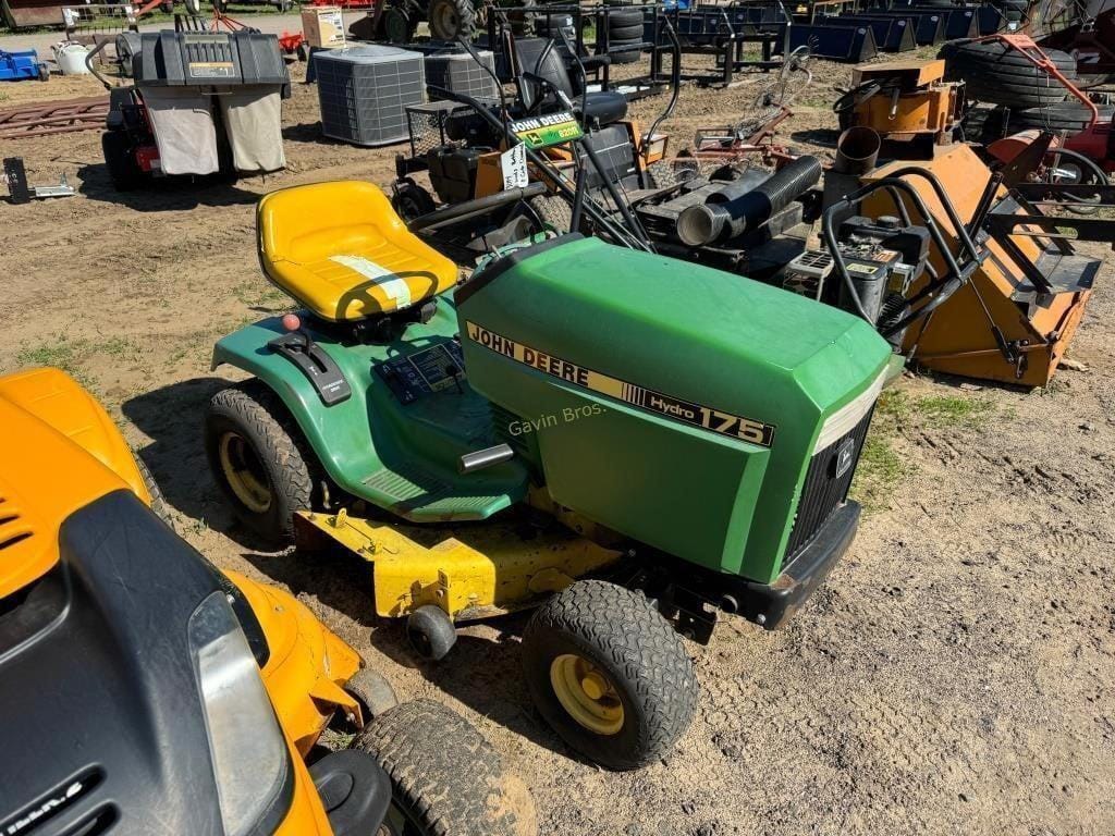 Main image John Deere 175