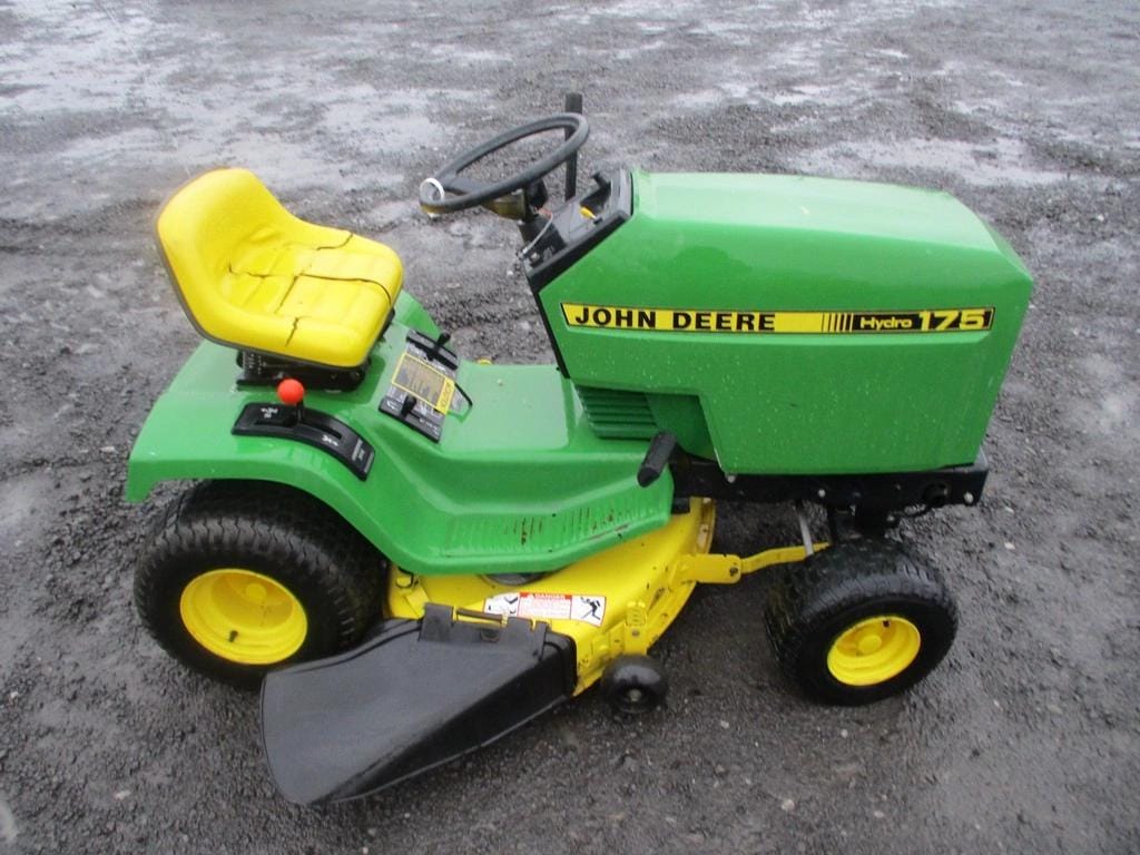 Main image John Deere 175