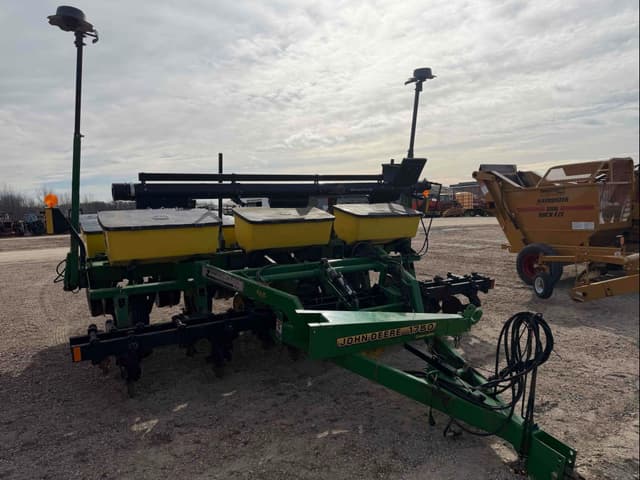 Image of John Deere 1750 equipment image 2